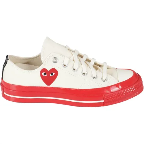 Rote Sohle Low Top Sneakers - Comme des Garçons Play - Modalova