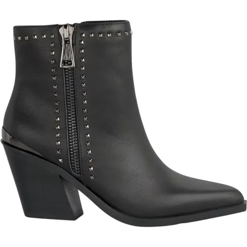 Ankle boots with heel and studs , female, Sizes: 6 UK, 2 UK, 5 UK, 3 UK, 9 UK, 7 UK, 4 UK - Alma en Pena - Modalova