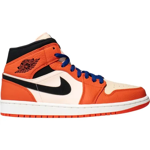 Limited Edition Air Jordan 1 Sneakers , male, Sizes: 8 UK, 8 1/2 UK, 6 UK, 9 UK, 7 UK, 13 1/2 UK, 10 UK, 12 UK, 11 UK - Nike - Modalova