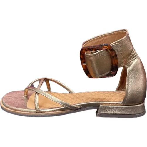 Flat Sandals , female, Sizes: 3 UK - Chie Mihara - Modalova