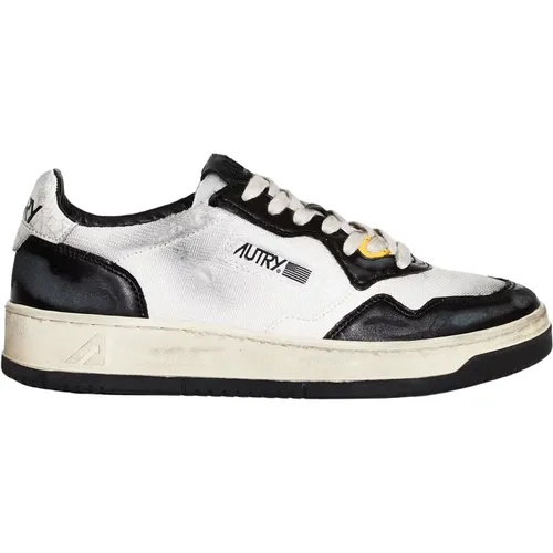Crackle Effect Leather Sneakers , male, Sizes: 5 UK, 4 UK, 6 UK, 3 UK - Autry - Modalova