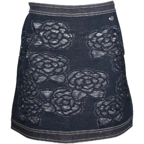 Gebrauchte Baumwoll-Shorts-Röcke, Chanel Floral Motif Denim Mini Rock - Chanel Vintage - Modalova