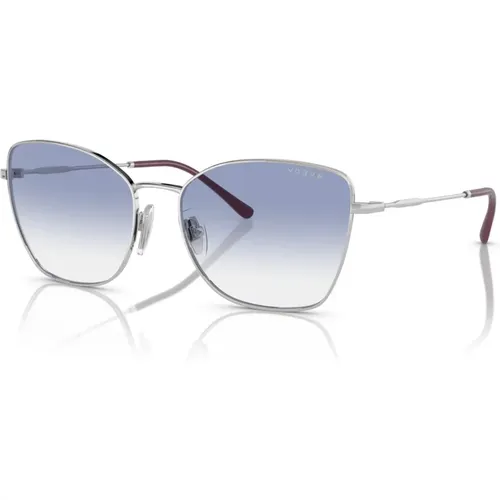 Silver/Blue Shaded Sunglasses , female, Sizes: 58 MM - Vogue - Modalova