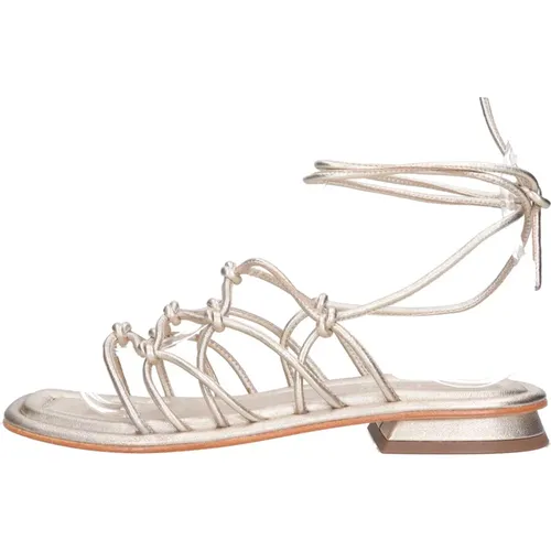 Sandalen Gold , Damen, Größe: 38 EU - Emanuelle Vee - Modalova