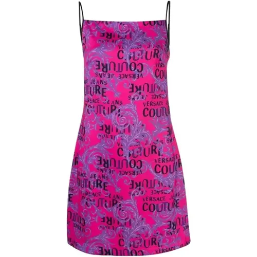 Modisches Kleid von ,Summer Dresses - Versace Jeans Couture - Modalova
