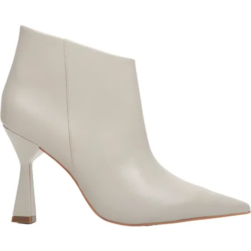 Women`s Light Grey Leather Ankle Boots with Funnel Heel Er00113737 , female, Sizes: 9 UK, 6 UK, 5 UK, 4 UK, 8 UK, 7 UK, 3 UK - Estro - Modalova