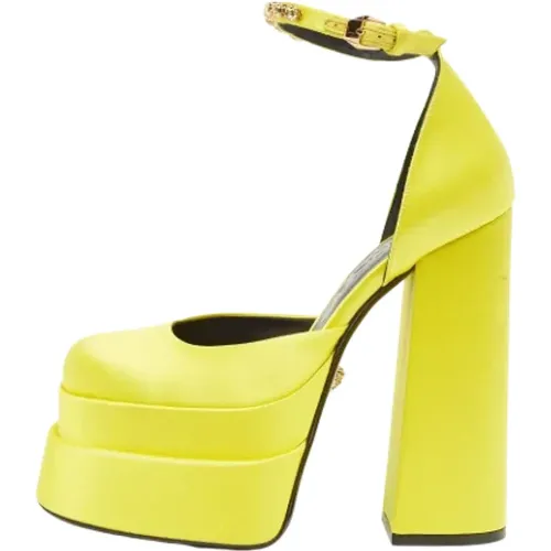 Pre-owned Satin heels , female, Sizes: 4 UK - Versace Pre-owned - Modalova