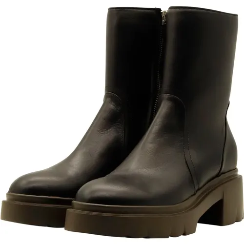 Elegant Leather Chelsea Boots , female, Sizes: 8 UK, 6 UK, 5 1/2 UK, 4 1/2 UK, 7 1/2 UK - Pomme D'or - Modalova