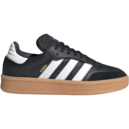 Klassischer Lifestyle Sneaker mit Fußball- und Skateboard-Einflüssen , Herren, Größe: 39 1/3 EU - Adidas - Modalova