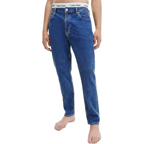 Klassische Straight Jeans - Calvin Klein - Modalova
