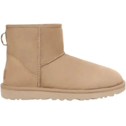 Klassische Mini II Sandstiefel UGG - Ugg - Modalova