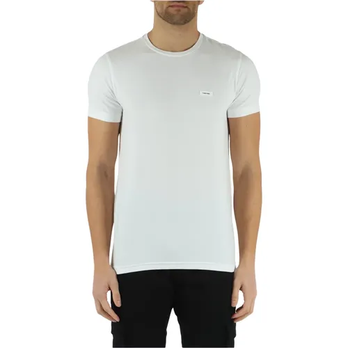 Slim Fit Baumwoll Stretch T-Shirt mit Front Logo Patch - Calvin Klein - Modalova