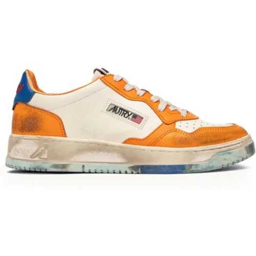 Worn-out Orange and White Sneakers with Blue Heel , male, Sizes: 8 UK, 6 UK - Autry - Modalova