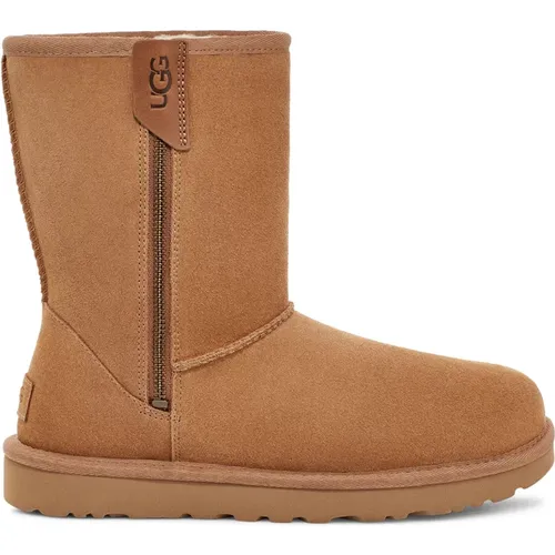 Klassische Kurze Stiefel Schwarz , Damen, Größe: 37 EU - Ugg - Modalova