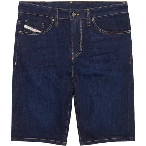 Upgrade Your Summer Wardrobe with These Medium Wash Denim Shorts , male, Sizes: W32, W31, W36 - Diesel - Modalova