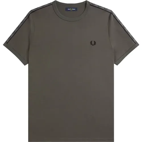 Ringer T-Shirt with Laurel Crown Tape , male, Sizes: 2XL, M, XL, L - Fred Perry - Modalova