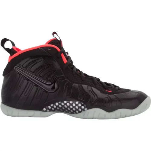 Limited Edition Foamposite Pro Yeezy , female, Sizes: 7 UK, 5 1/2 UK, 6 UK - Nike - Modalova