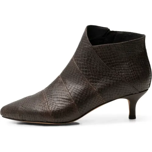 Feminine Fish Leather Ankle Boot - Dark , female, Sizes: 4 UK, 3 UK, 6 UK, 7 UK, 5 UK - Shoe the Bear - Modalova
