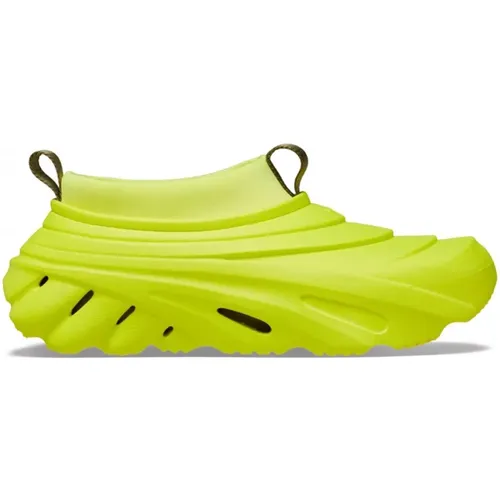 Gelbe Echo Storm Slip-On Sneakers , Herren, Größe: 43 EU - Crocs - Modalova