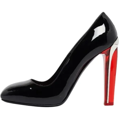 Pre-owned Leather heels , female, Sizes: 7 UK - Alexander McQueen Pre-owned - Modalova