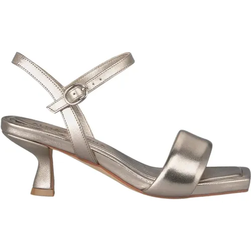 Square Toe Low Heel Sandal , female, Sizes: 7 UK, 6 UK, 5 UK, 4 UK, 3 UK - Alma en Pena - Modalova