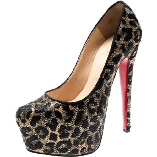 Pre-owned Raffia heels , female, Sizes: 4 UK - Christian Louboutin Pre-owned - Modalova
