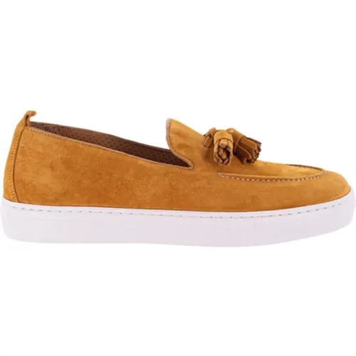 Suede Slip-On Moccasin with Tassels , male, Sizes: 8 UK, 10 UK, 6 UK, 9 UK, 7 UK - Calce - Modalova