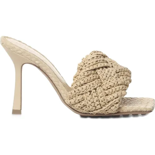 Intrecciato Raffia Sandals , female, Sizes: 3 UK - Bottega Veneta - Modalova