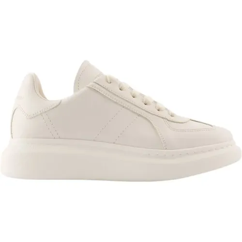 Leather Oversized Sneakers , female, Sizes: 7 UK, 4 UK, 5 UK, 6 UK, 3 UK - alexander mcqueen - Modalova