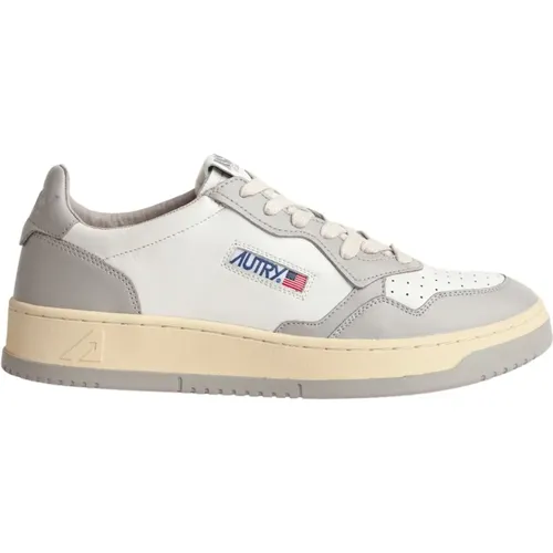 Stylish Aulm Sneakers , male, Sizes: 7 UK, 6 UK, 10 UK, 8 UK, 11 UK, 9 UK - Autry - Modalova