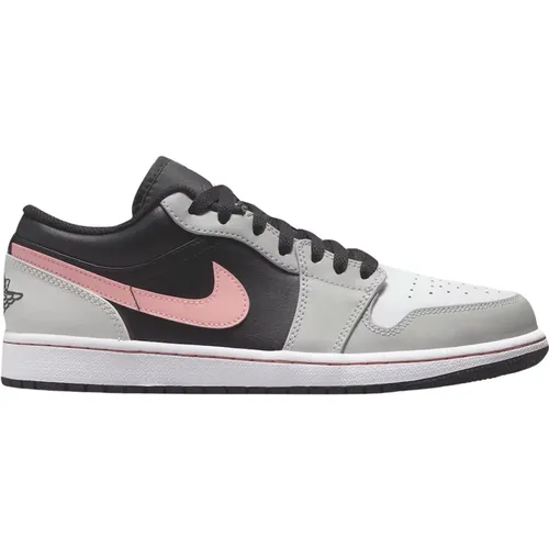 Limitierte Auflage Air Jordan 1 Low , Herren, Größe: 42 EU - Nike - Modalova