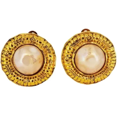 Pre-owned Metal earrings , female, Sizes: ONE SIZE - Chanel Vintage - Modalova