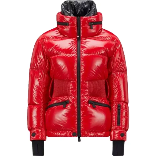 Coats with Pull-out Hood and Water-repellent Pockets , female, Sizes: XS - Moncler - Modalova