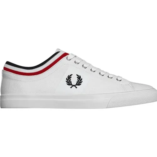 Canvas Sneakers with Laurel Crown Logo , male, Sizes: 11 UK, 9 UK, 8 UK, 10 UK, 7 UK, 6 UK - Fred Perry - Modalova