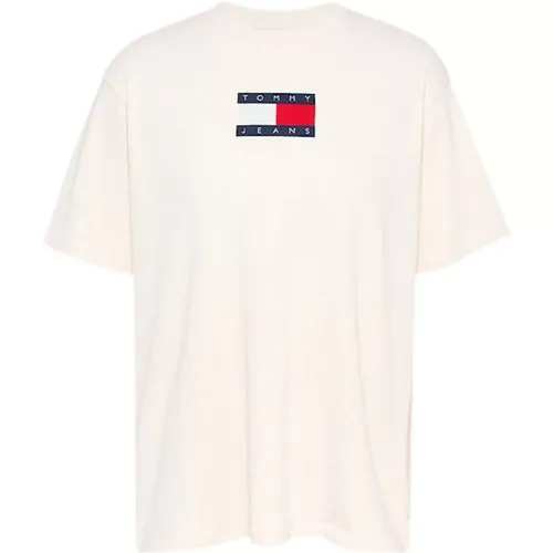 Streetwear T-shirt with Impactful Branding , female, Sizes: S - Tommy Hilfiger - Modalova