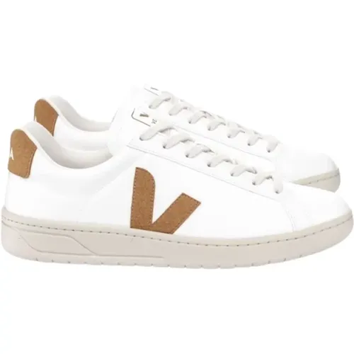 White_Camel Sneakers , male, Sizes: 5 UK, 7 UK - Veja - Modalova