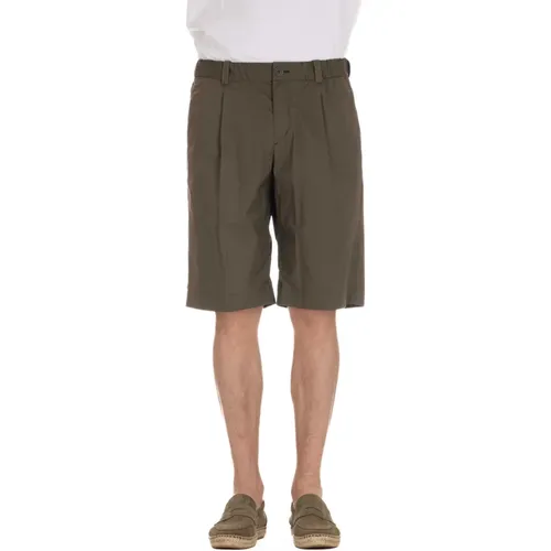 Grüne Baumwoll-Superleichte Bermuda-Shorts , Herren, Größe: M - Herno - Modalova