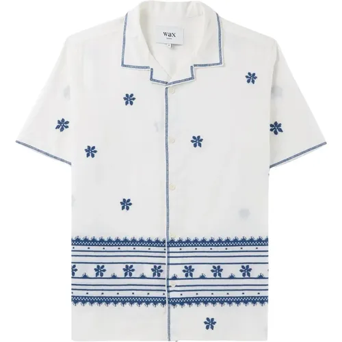 Daisy Embroidery Shirt in Ecru Blue , male, Sizes: L, M - Wax London - Modalova