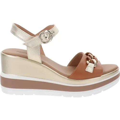 Leather Summer Sandals Stylish Comfort , female, Sizes: 4 UK - Nerogiardini - Modalova