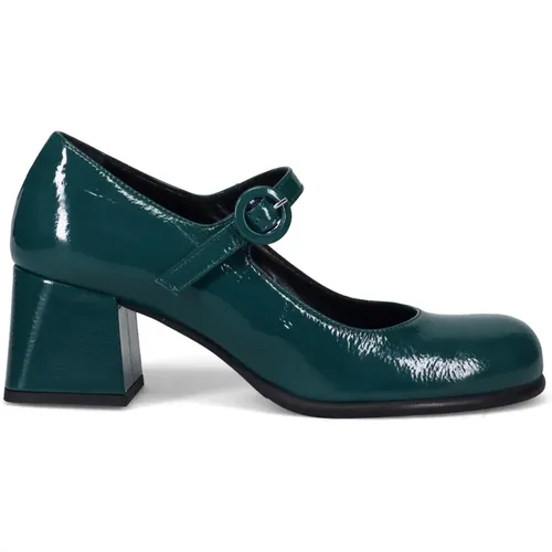 Elegante Grüne Lackleder Schuhe mit Riemen - Sangiorgio - Modalova