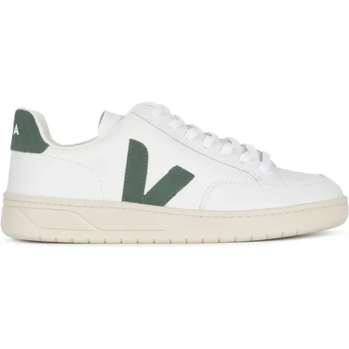 Stylish V-12 Sneakers , male, Sizes: 9 UK, 10 UK, 8 UK, 6 UK, 7 UK, 11 UK - Veja - Modalova