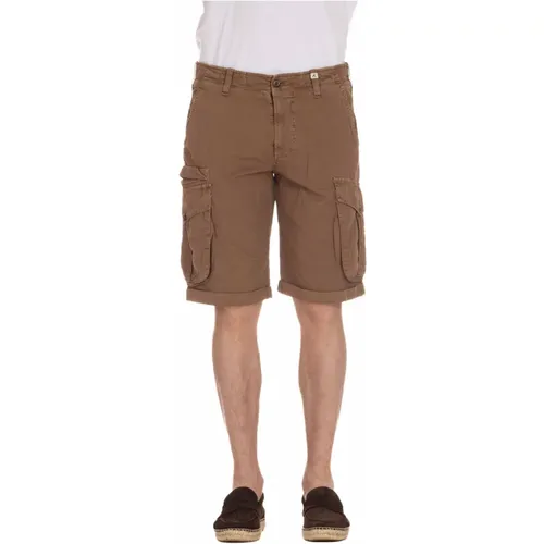 Cargo Bermuda Shorts in Braun Myths - Myths - Modalova