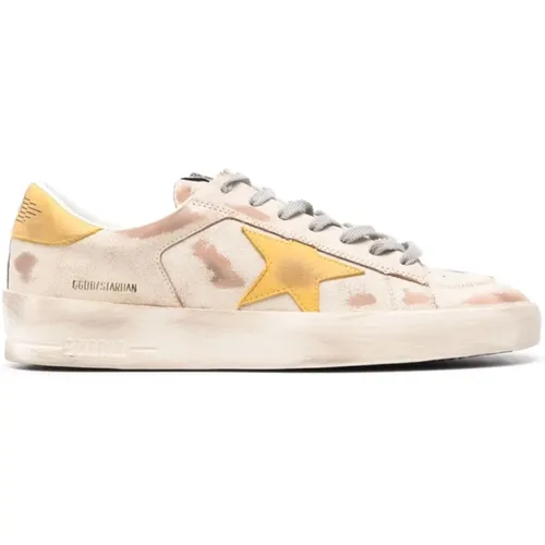 Star and Yellow Heel Sneakers , male, Sizes: 8 UK, 11 UK, 10 UK, 6 UK, 7 UK, 9 UK - Golden Goose - Modalova