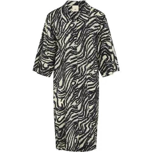 Elegant Shirt Dress Desert Black , female, Sizes: 2XS, S, XS, M, XL, L - Heartmade - Modalova