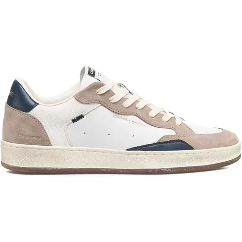 Chelsea Suede Sneakers with Contrasting Details , male, Sizes: 6 UK, 8 UK, 7 UK, 10 UK - Crime London - Modalova