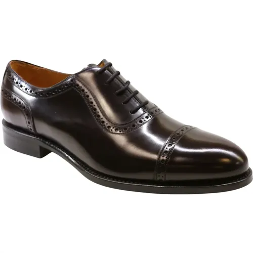 Antick Bordeaux Leather Oxford Shoe , male, Sizes: 6 UK, 11 UK, 7 UK, 9 1/2 UK - Berwick - Modalova