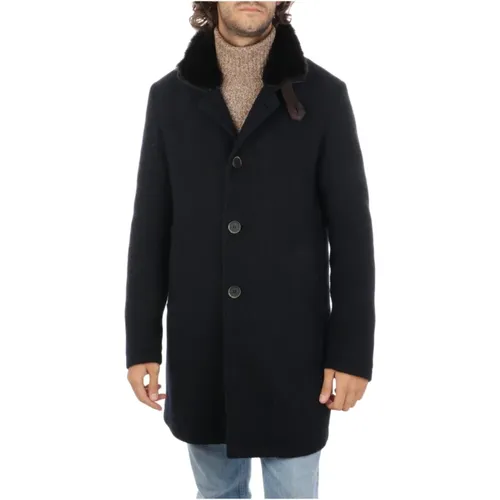 U46 Coat , male, Sizes: 3XL, 2XL, L - Gimo's - Modalova