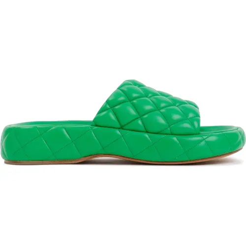 Parakeet Leather Sandals Aw22 , female, Sizes: 4 UK, 7 UK, 6 UK, 3 UK - Bottega Veneta - Modalova