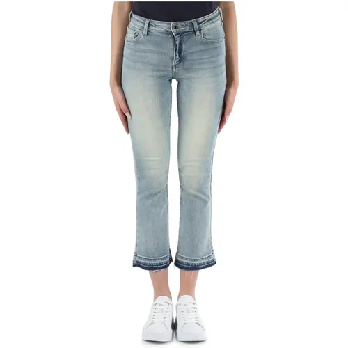 Flare Capri Jeans with Five Pockets , female, Sizes: W27, W26, W28, W30, W29 - Armani Exchange - Modalova