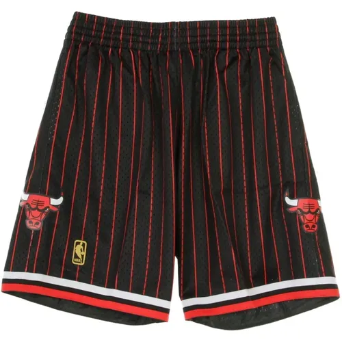 Chicago Bulls Basketball Shorts 1996-97 , male, Sizes: L - Mitchell & Ness - Modalova